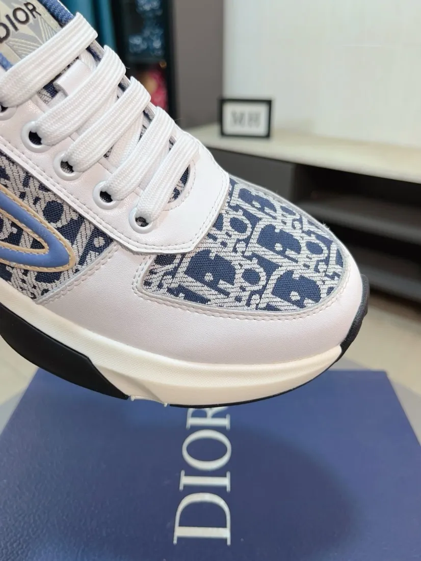 Men's men's shoes 💰438🌹🌹【Dior】Best-selling official website world premiere🔝High-end men's shoes brand official website latest series: The upper is made of imported cowhide with specially designed fabrics➕Mesh breathable lining. Make walking more convenient and comfortable! Compared with the official quality, Midea’s 1:1 replica. Create a fashionable personality to set off your uniqueness! A must-have for trendy men! Classic style. Men's sizes: 38-44.